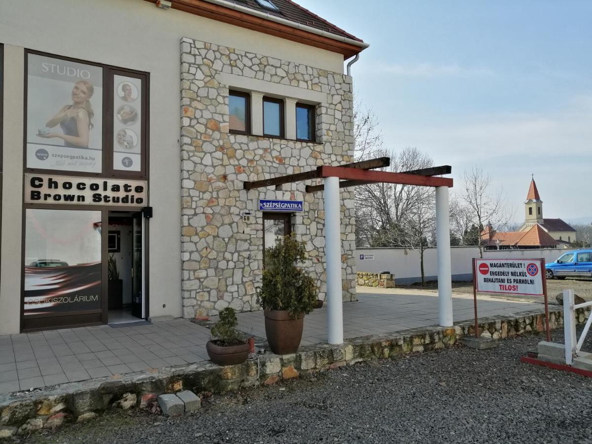 Szépségpatika Apartman Sárospatak Exterior foto