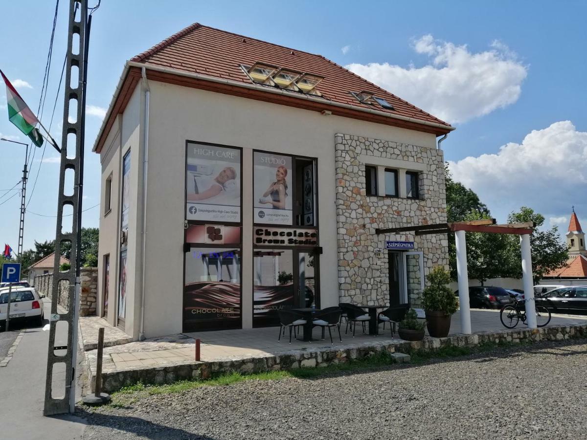 Szépségpatika Apartman Sárospatak Exterior foto